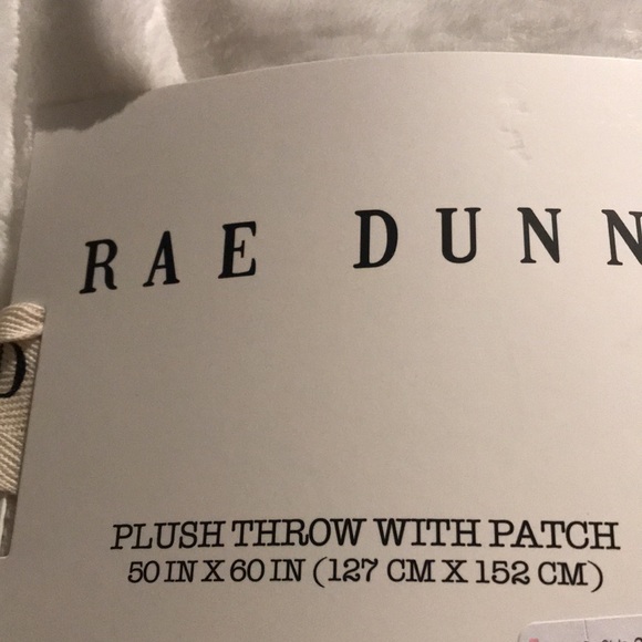 Rae Dunn - HOME SWEET HOME - throw - Picture 2 of 2